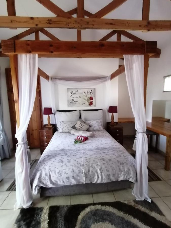 Guinea Feather Country Lodge & Spa Groblersdal Exterior photo